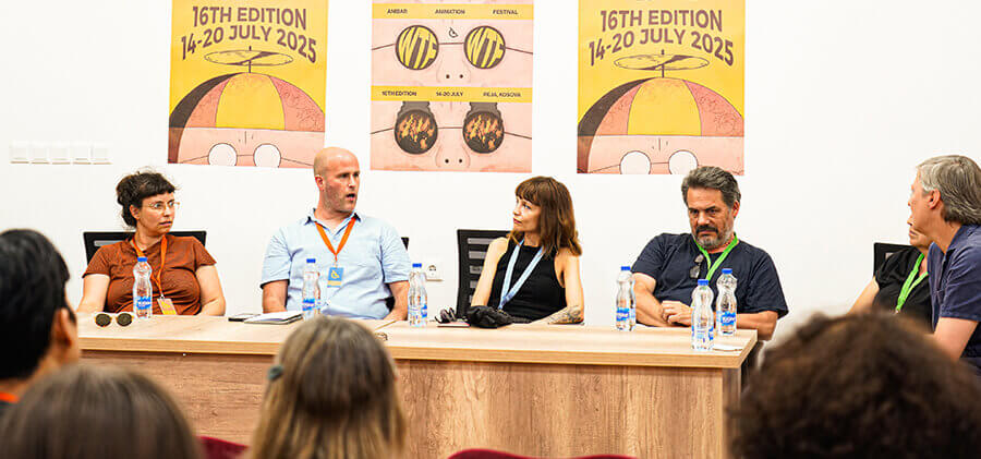 Ask the Pro: Navigating the International Landscape panel: Britt Raes, Aaron Wood, Lucia Dubravay Trautenberger, Olivier Catherin, Aneta Ozorek (Left to right)